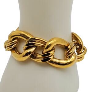 Napier Chunky Gold Tone Bracelet Bold Curb Chain Link Statement Statement Retro